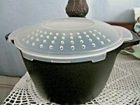 Pampered Chef Large Micro Cooker for Microwave