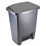Rubbermaid Step-On Trash Can with L