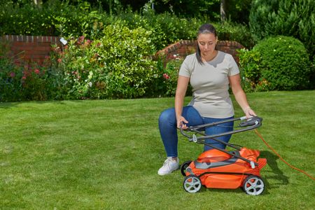 Flymo EasiStore 340R Electric Rotary Lawn Mower – 34cm, 35L Grass Box, Rear Roller