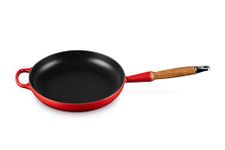 Le Creuset Signature Cast Iron Frying Pan With Wooden Handle 26cm Cerise, 20258260600422