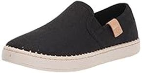 UGG Women's Luciah Sneaker, Black, 9