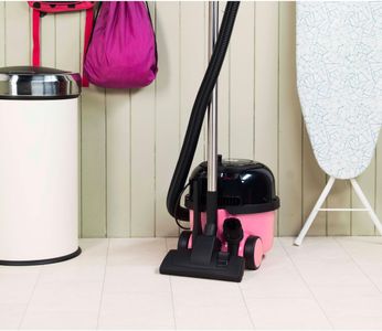 Numatic Hetty HET160T Vacuum Cleaner – Compact Pink