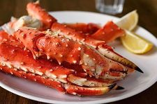 Colossal Red King Crab Legs | (1 LB) | Fresh Crab | Fresh Seafood | All Fresh Seafood| 9/12 king crab legs | Rolls Royce of the crustacean family