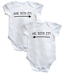 Hippowarehouse She Did It and He Did It (Twin Pack) baby vest boys girls