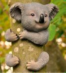 Garden Mile® Novelty Tree Peeker Hugger Koala Bear Statue - Resin Grey Colour Garden Art Sculpture Tree Mounted Animal Ornament - Outdoor Decorative Accessories for Garden Decor and Mother's Day Decor