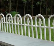 Wonderland Pack of 4pc U Shape DIY PP Picket Fence with Spikes for Outdoors and Flower beds