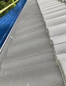 10 Meters 500mm Aluminium Gutter Guard Kit with Fittings for Tile Roof (Monument)
