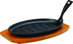 Utopia Cast Iron & Boards, MH7009-000000-B01001, Sizzle Platter 10.75" (27cm) - with Wooden Base (Box of 1),Black