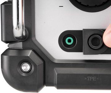 Makita DAB Job Site Radio – Portable Cordless Site Speaker