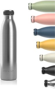 LARS NYSØM Gourde INOX 750ml | 0.75L Bouteille d’eau isolée | Gourde étanche pour Le Sport, la Bicyclette, Les Enfants (Stainless Steel, 750ml)