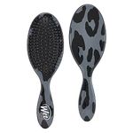 WetBrush Original Detangler Hairbrush UltraSoft Bristles Ergonomic Handle Suitable for All Hairtypes, Color and Style May vary