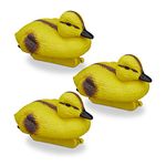 Relaxdays Pond Ducklings, Floating Baby Ducks, Plastic, Waterproof, Water Feature Decoration, Garden, Yellow-Black, 100%, 3er Pack