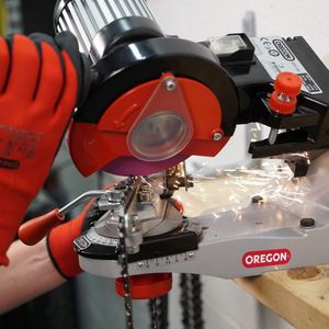 Oregon Electric Chainsaw Sharpener 230V – Precision Blade Grinder