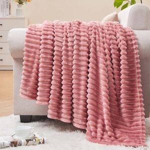 BEDELITE Fleece Throw Blanket for Couch – 3D Ribbed Jacquard Soft and Warm Decorative Fuzzy Blanket – Cozy, Fluffy, Plush Lightweight Pink Throw Blankets for Bed, Sofa, 50x60 inches