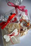 Paradise Pets LUXURY GIFT WRAPPED DOG BIRTHDAY CELEBRATION BASKET FILLED WITH SPECIALTY DOG CHOC TREATS POPCORN DOG WINE EDIBLE RAWHIDE GREETINGS CARD AND A CHEWY DOG BIRTHDAY CAKE