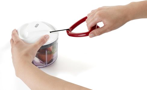 Zyliss Easy Pull Manual Food Processor, 750ml – Handheld Chopper, White/Red, Dishwasher Safe