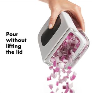OXO Good Grips Vegetable Chopper – Easy-Pour, White
