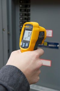 Fluke 62 Max Infrared Thermometer – Handheld Non-Contact Temperature Sensor