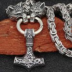 Men Thor's Hammer Viking Necklace, Silver Stainless Steel Nordic Mythology Mjolnir Amulet Pendant Jewelry, Multiple Style Animal Head Square King Chain,Wolf Head 3,60 cm