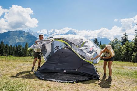 Coleman Darwin 4-Person Dome Tent – Lightweight Waterproof Camping Shelter