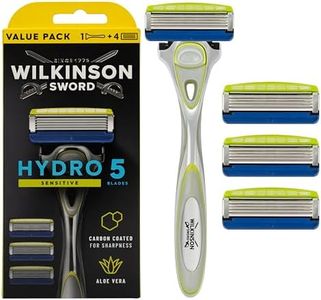 Wilkinson Sword Hydro 5 Skin Protection Sensitive - Maquinilla de Afeitar de 5 Hojas con 4 Recambios de Cuchillas de Afeitar de 5 Hojas Enriquecidas con Vitamina E para Pieles Sensibles