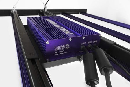 Lumatek Zeus Pro 600W LED Grow Light – 2.9μmol/J High Efficiency