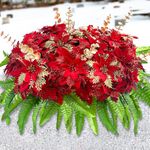 GRPFS Christmas Cemetery Flowers Glitter Poinsettias Headstone Flowers Saddle Realistic Memorial Flower Arrangement with Gold Leaf