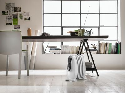 DeLonghi Oil Filled Radiator – White Electric Heater