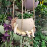 ERRSOU Cute Head Resin Swing Plante