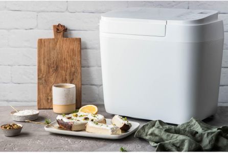 Panasonic Automatic Breadmaker – Gluten Free, Nut Dispenser, White