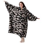 Winthome Plus size Blanket Hoodie for 90-150kg Women Men Adults, 6XL Oversized Sherpa Wearable Blanket with Lengthen Zipper (Black Camo)