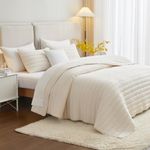 HiSnug Cream Queen Size Quilt Bedding Set, Reversible Lightweight Bed Spreads Oversized Queen Quilted Bedspread for All Seasons, Soft Washable, 3 Pieces, 1 Quilt (90x96 in) & 2 Pillow Shams (20x26 in)