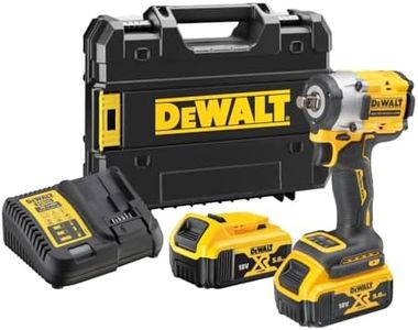 DeWalt Clé Impact sans balais XR 18 V 1/2" 406 Nm avec anneau de rétention avec 2 batteries Li-Ion 5 Ah et mallette TSTAK marque, DCF921P2T-QW, Multicolore