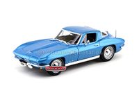 Maisto - 31640BL - Miniature Vehicle - Chevrolet Corvette Stingray - Scale 1:18 Random color