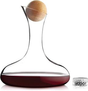 Andrew James Wine Decanter with Aerator – 1.8L Glass Red Wine Carafe with Solid Oak Stopper, Pourer & Stainless Steel Cleaning Balls – Lead-Free Wine Accessories Gift Set for Wine Lovers
