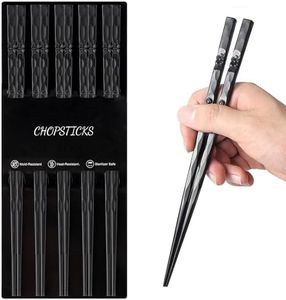 tiokin 5 Pair of Fiberglass Reusable Chopsticks Lightweight Non-Slip Chopstick ,Japanese Style Chop Sticks Set ,Healthy and Durable Dishwasher Safe(Black)