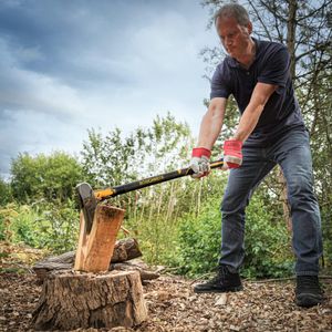 Roughneck Gorilla Splitting Maul 8lb – Heavy Duty Wood Axe