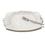 RYUHYF Ceramic Embossed Large Serving Plates, 13.5-Inch Serving Plate Set of 2, Ceramic Plates for Dinner and Party Sandwiches, Dessert Towers, Sushi, Oven-Safe, Cream