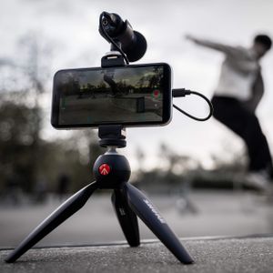 Shure MV88+ Video Kit – Portable Digital Microphone for Video Recording