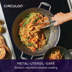 Circulon Scratch Defense Non-Stick Wok 36cm – Induction, Stainless Steel Lid, Dishwasher & Oven Safe, Graphite Pewter
