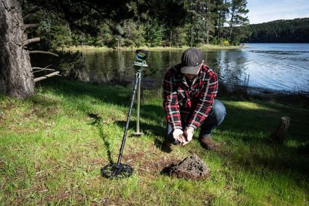 Minelab X-Terra Pro Metal Detector – Black