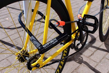 Kryptonite Keeper Bike U-Lock with 4ft Steel Cable – Heavy Duty Anti-Theft