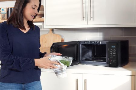 Samsung 23L Solo Microwave Oven – Black