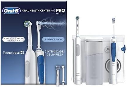 Oral-B Centro De Salud Bucal Irrigador: Irrigador Dental de Agua, 1 Cabezal Oxyjet, 1 Cabezal Water Jet + 1 Cepillo de Dientes Eléctrico Pro Series 1 con 1 Cabezal de Recambio, Regalos Originales
