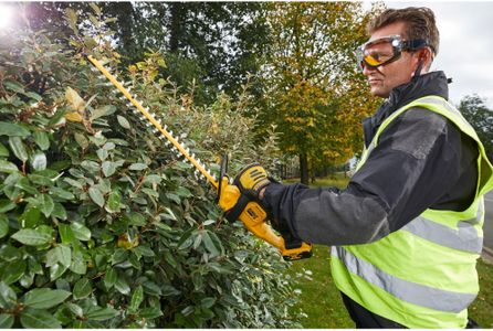 DEWALT 18V XR Cordless Hedge Trimmer – Bare Unit, Yellow