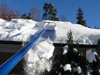 AVALANCHE Original Roof Snow Removal System AVA500 with 17Inch Wide Cutting Head and 16Foot Quick Connect Light Weight Fiberglass Handle