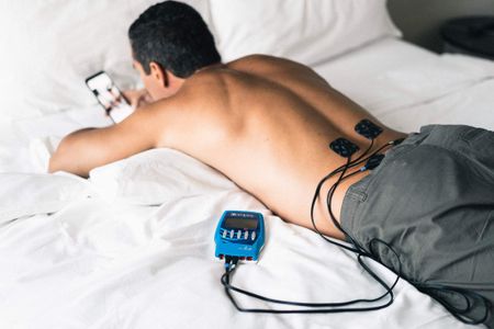 Compex FIT 1.0 Muscle Stimulator – EMS Device for Fitness Recovery