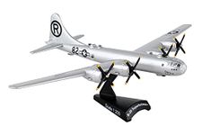 Daron Worldwide Trading B-29 Superfortress Enola Gay Vehicle (1:200 Scale)