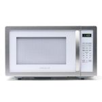 Farberware Classic FMO11AHTBKD 1.1 Cubic Foot 1000-Watt Microwave Oven, White/Platinum, Stainless Steel