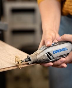 Dremel 4250 Rotary Tool Kit – Variable Speed, Accessories Included